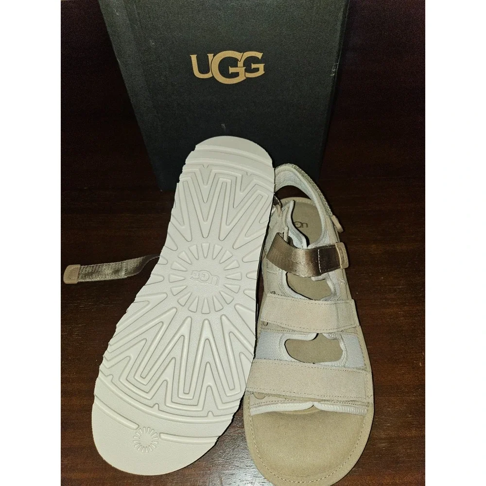 1153095 UGG Goldencoast Multistrap Brown Mens Suede Size 13 Sandals